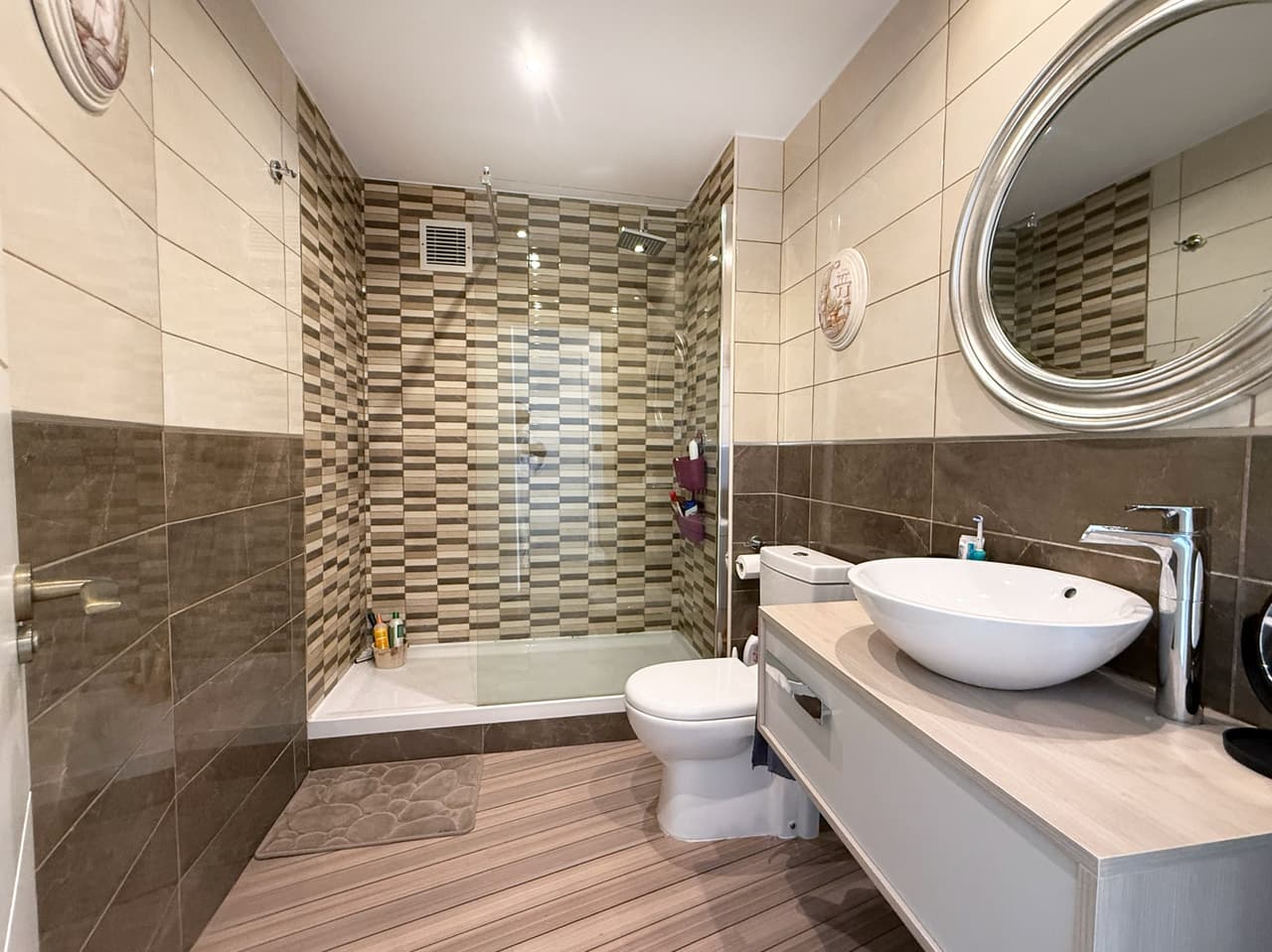 2 Bedroom Apartment in Cumberland Terraces, Gibraltar