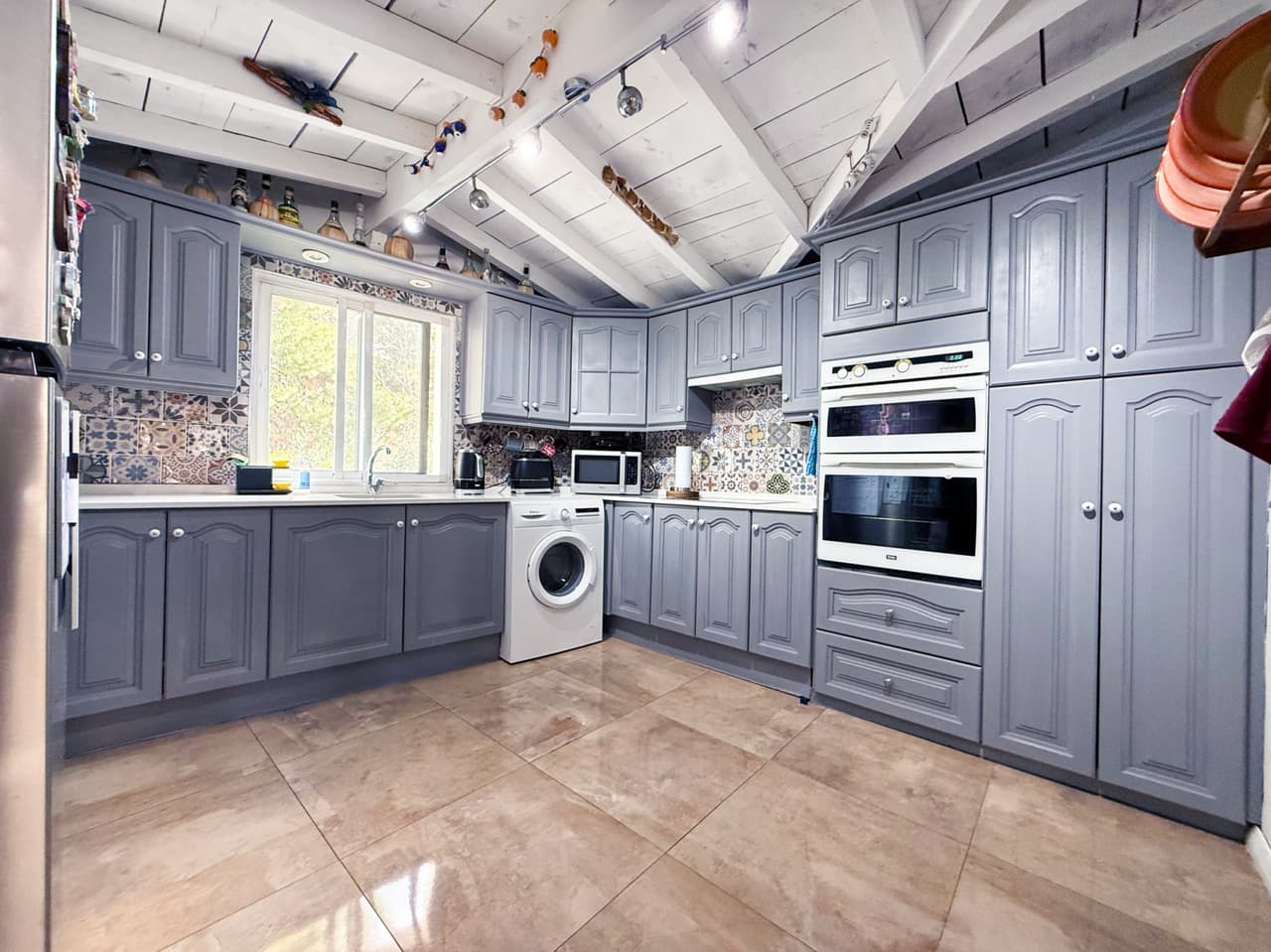 4 Bedroom Apartment in South District, Gibraltar