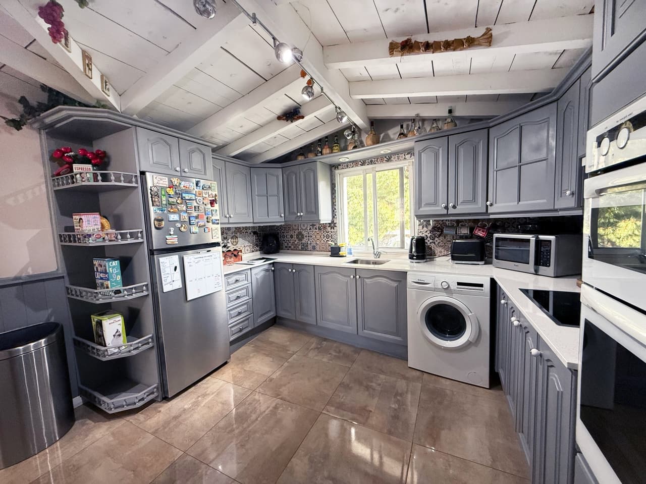 4 Bedroom Apartment in South District, Gibraltar