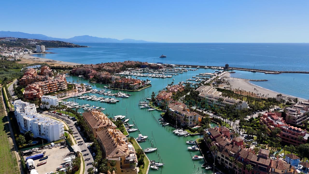 Photo of the sotogrande Marina