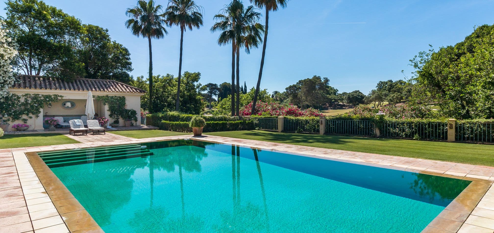 Sotogrande Villa luxury garden with pool